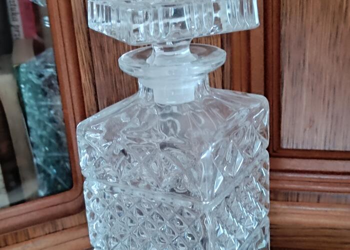 Grajewo ogłoszenia: Sprzedam kryształową karafkę z lat dziewięćdziesiątych XX...